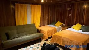 La Casa Amarilla - Image 4