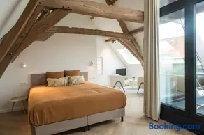 NOX Logies, vakantiewoning en polyvalente ruimte - Image 1