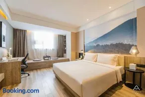 Atour Hotel (Yixing Huankeyuan) - Image 2