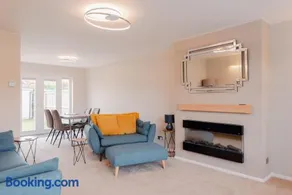 Luxury Recently Renovated 3 Bed home Sandwich Kent - Image 1