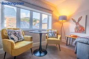 4 Market Flats - Image 4