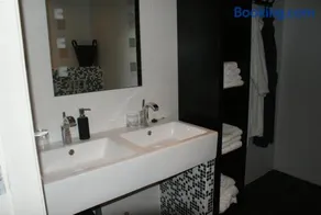 B&B Van Hunebed Naar Jullie Bed - Image 4