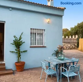 Charming Chalet in Córdoba with Private Pool - Image 5