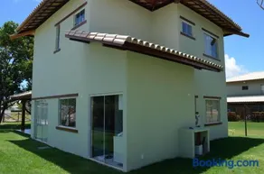 Casa paraíso em Guarajuba, 4 suítes, próximo à praia - Image 4