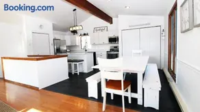 505 Sandalwood Road - Image 2