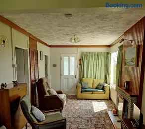 The Bungalow Self-catering Accommodation - Image 2