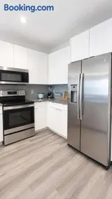 Private Room Near MetLife Stadium & NYC & Parking - Image 4