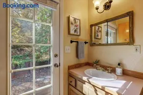 Gold rush nook - Image 3