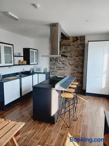 Voyage Hostel - Beds & Ensuite Family Rooms with shared kitchen - Image 4