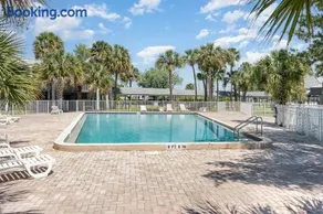Budget & Pet Friendly Charming Family Suite - Image 2