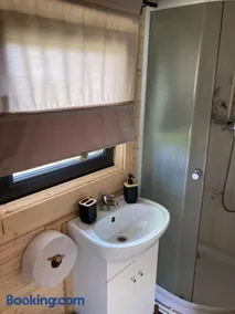Bran Nori Albi Vila si Cabana - Image 2