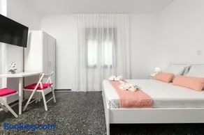 Whitegold Apartments Panagia - Image 2