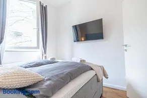 Sweet 2BR & 1LR Apartment, Around Donaustadt - Image 4