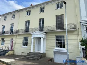 Waterloo House Grade Two Listed Townhouse - Image 4