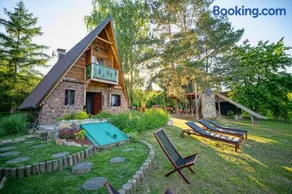 Mountain Cottage Jarilo - Scenic Fruska Gora Retreat with Fireplace, Sauna and Large Private Yard - Image 1