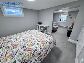 Private 1BR Garden Suite Brand new - Image 2
