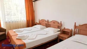 Hotel Ammos Neptun - Image 2