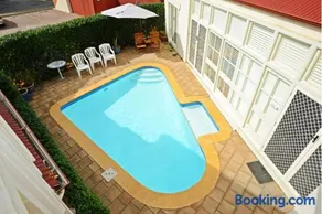 Hi 5 Victor Harbour Holiday Apartment - Image 3