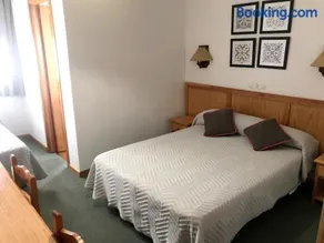 HOSTAL LA POSADA - Image 2