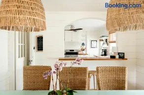 Lumina Cottage- 6 Bedrooms kid & dog friendly - Image 3