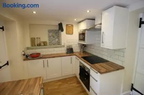 Cosy Crickhowell Cottage - Image 3