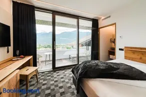 Garni Hotel Katzenthalerhof - Image 5