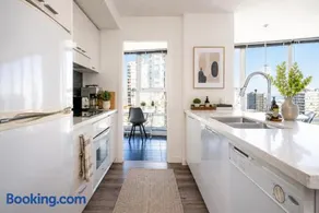 Central 2 Bedroom Suite Steps to BC Place and Dining - Image 3