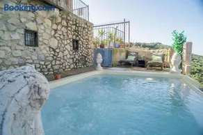 Charming Villa in Algarinejo with Private Pool - Image 2