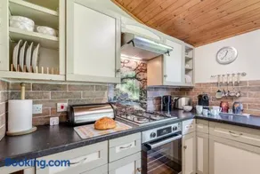 2 Bed in Keddington oc-t32411 - Image 5