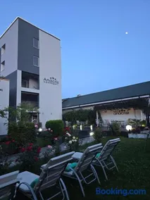 Anacris Guesthouse - Image 4