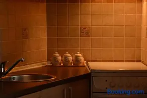 Love Apartment - Image 3