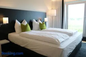 SH Hotel by WMM Hotels - Image 1
