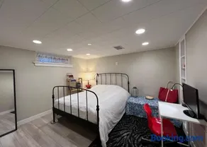 Cozy home close to everything - Image 3