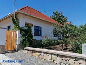 CSENDÜLŐ VENDÉGHÁZ - Image 1