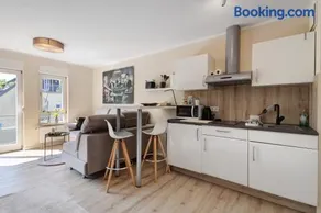 City Apartment - Image 3