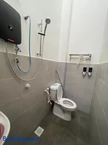 Sungai Udang Homestay 4 bilik - Image 5