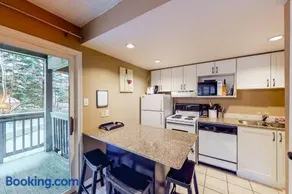 Condo 503 at North Creek Resort - Image 2