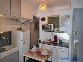 Très joli studio au calme dans le cœur du village - Image 4