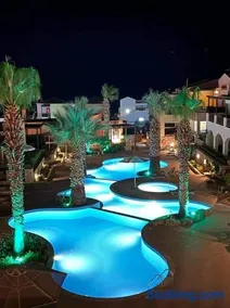Sunset Seafront Home - Image 1