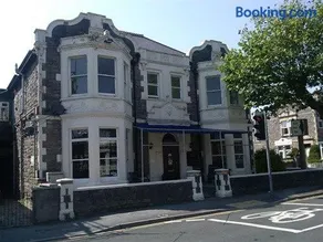 Guest House @ The Bear - Image 2
