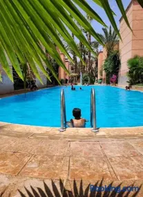 Appartement dans résidence avec piscine - Image 2