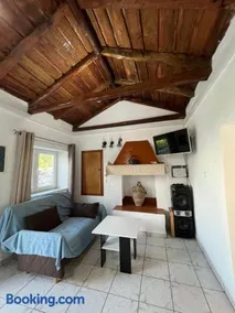 Rodovani Cottage - Image 2
