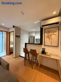 Belo Apartamento Com Piscina - Image 3