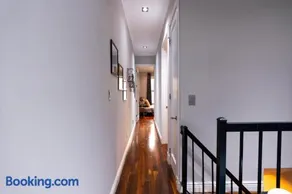Central Park Suite - 4 Bedroom with Self Check-in - Image 2
