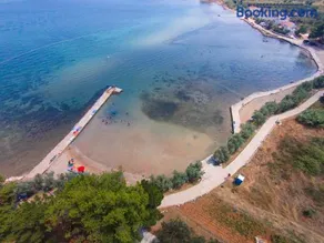 Villa Olive Island - Image 2