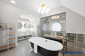 Next to Monastery Wedding Venue, 2BR with Balcony - Image 2
