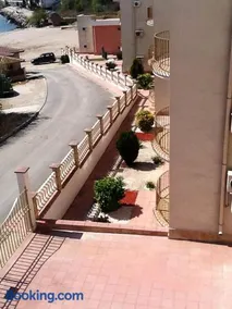 Sea Paradise Apartment Complex - Image 2