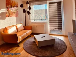 Aufladen & Entspannen mit Balkon in GRW - Image 3