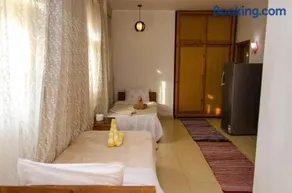 New Yalla Hotel - Image 3