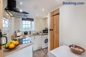 1 Bed in Stainsacre oc-m30333 - Image 4